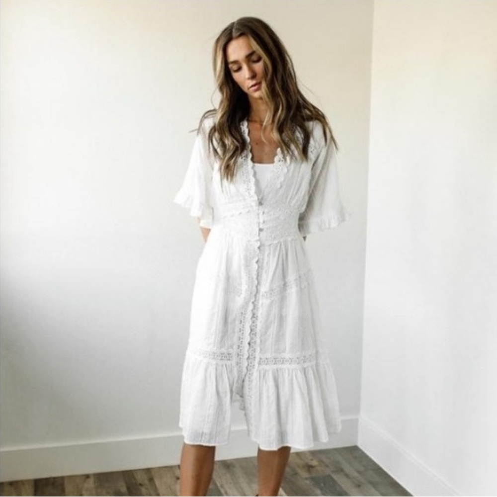 NWT By Together (Maxwell) crocheted Lace Button Dress in White Size Smalll